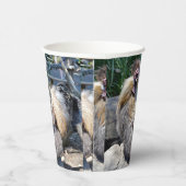 醜いフワフワの鶏が一つ 紙コップ (右)