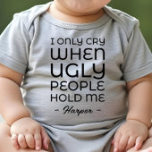 醜い人が私を抱き締めてくれるときだけ泣く ベビーボディスーツ