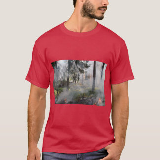 醜い沼のグラフィックTシャツ Tシャツ