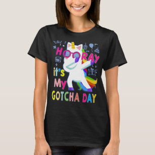 里親の養子縁組Hooray私のゴッチャデー Tシャツ
