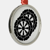 重なり合う花形の源氏カート メタルオーナメント (右)