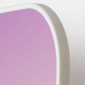 重ねユニーク合わせモノグラム | 柔らかいラベンダーピンク ピックルボールラケット (左詳細)