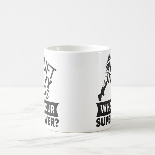 重量持上げ強い女の子 – 私は重いものを持ち上げる コーヒーマグカップ (中央)