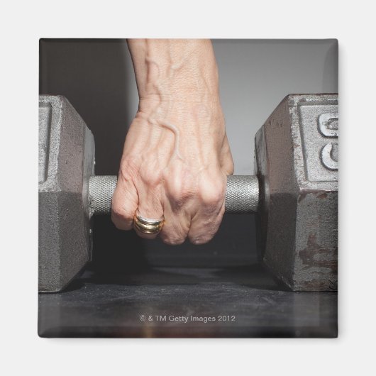 重量挙げシニア女性 マグネット (正面)