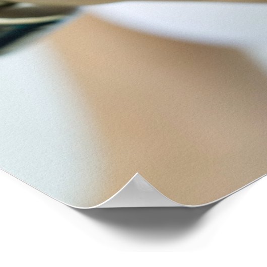 重量挙げダンベルを持ち上げる女性。これは ポスター (角)