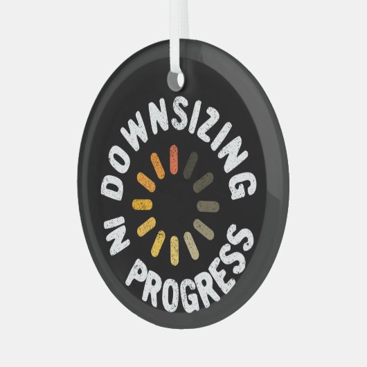 重量損失処理計画の縮小の進行中 ガラスオーナメント (正面左)