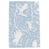 野の物が青い花の柄を描く場所 ミディアムペーパーバッグ (正面)