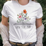 野の花が心に浮く Tシャツ<br><div class="desc">水の色のワイルドフラワーフローラで心のティーを成長させる。先生に最適。</div>