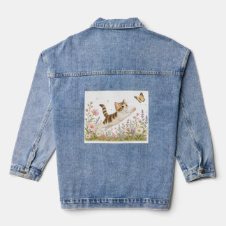 野の花でチョウを追う刺繍の子猫 デニムジャケット