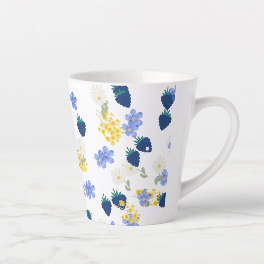 野の花とブラックベリーの花柄 カフェラテマグ (右)