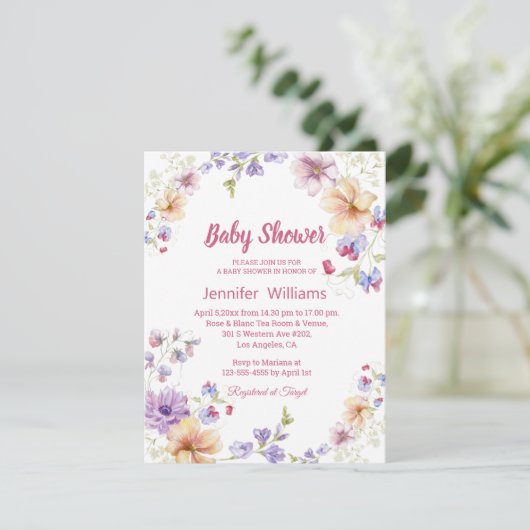 野エレガント花ピンクのスクリプト女の子の赤ちゃんシャワー 招待状 (スタンド正面)