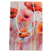 野原に咲く赤い水色のケシ ミディアムペーパーバッグ (裏面)