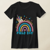 野外の日ゲームを開始する子供たち男の子の女の子のテック Tシャツ (レイダウン)