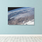 野火のまわりにヨセミテ国立公園。 キャンバスプリント (インサイチュ (ウッドフロア))