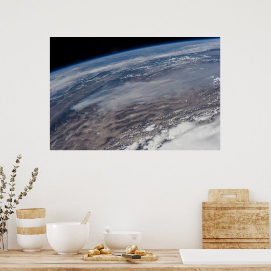 野火のまわりにヨセミテ国立公園。 ポスター (キッチン)