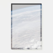 野火のまわりにヨセミテ国立公園。 ポストイット (正面)