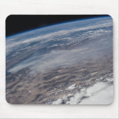 野火のまわりにヨセミテ国立公園。 マウスパッド (正面)