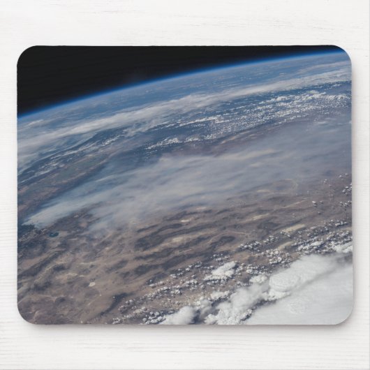 野火のまわりにヨセミテ国立公園。 マウスパッド (正面)