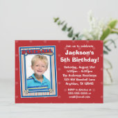 野球の写真を使った誕生日パーティーの赤い星の招待状 招待状 (スタンド正面)