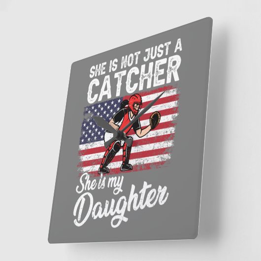 野球キャッチャーが米国アメリカ国旗をスポーツする スクエア壁時計 (傾斜)