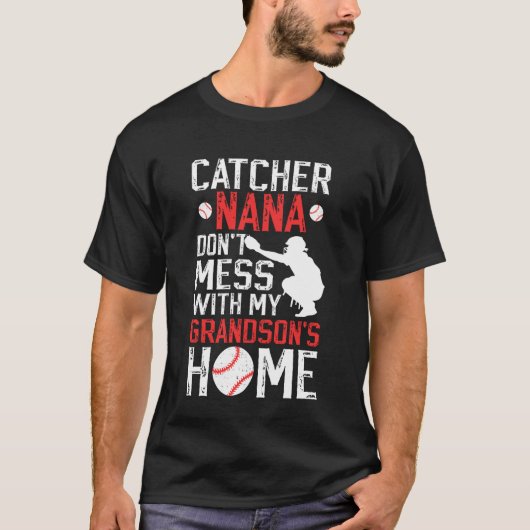 野球キャッチャーなな 野球猫の面白いナナ Tシャツ (正面)