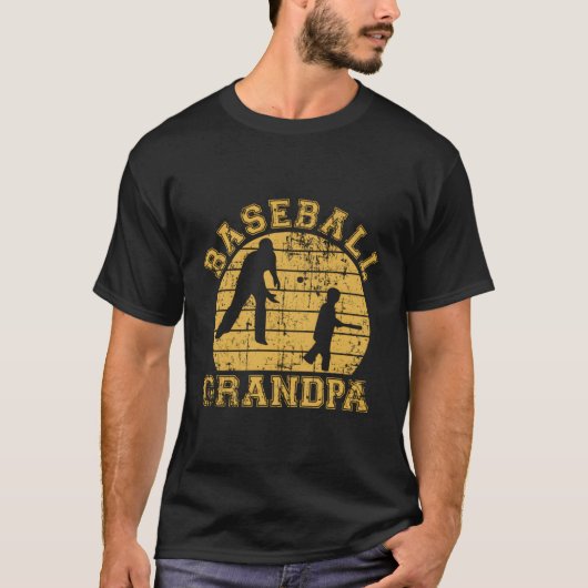 野球グランドパ祖父誇りを持った孫パパD Tシャツ (正面)