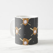 野球シンボル – 暗い部分のシームレスパターン コーヒーマグカップ (正面左)