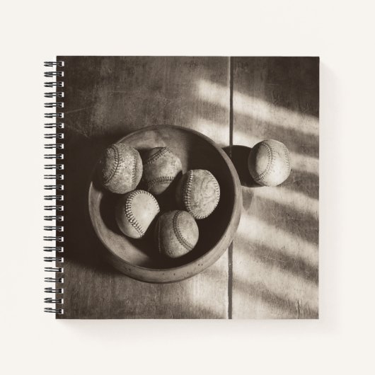 野球ノスタルジア – 野球ボール ノートブック (正面)
