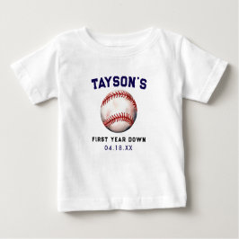 野球ファーストイヤー ダウン 1歳の誕生日 ベビーTシャツ