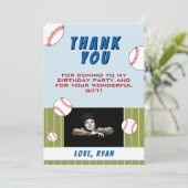 野球ボール スポーツ 子供の写真 誕生日感謝 サンキューカード (スタンド正面)