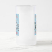 野球帽をかぶったマグカップ フロストグラスビールジョッキ (中央)