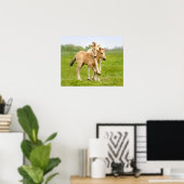 野生おもしろいのKonik Horsesが遊一緒にフォル –  ポスター (ホームオフィス)