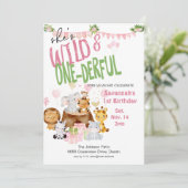 野生とオンダーフルのピンクの赤ちゃん動物誕生日 招待状 (スタンド正面)
