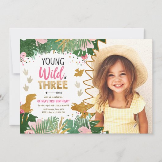 野生と3つのDinoGirlピンク恐竜3番目の誕生日 招待状 (正面)