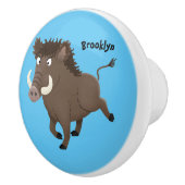 野生のおもしろいイノシシのラズルバック漫画イラストレーション セラミックノブ (右)