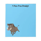 野生のおもしろいイノシシのラズルバック漫画イラストレーション ノートパッド (正面)