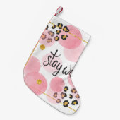 野生のまま、ヒョウのプリント、ピンクの円 スモールクリスマスストッキング (正面 (吊り時))