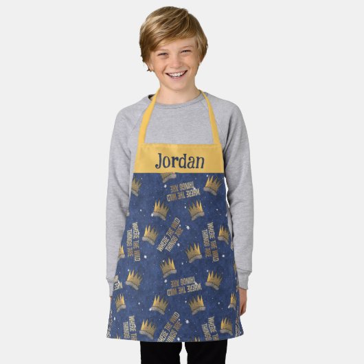 野生のものは王冠と星のパターン エプロン (着用した状態)