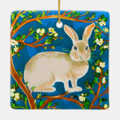 野生のウサギと花の枝 セラミックオーナメント (裏面)