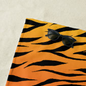 野生のエレガント抽象芸術ストライプ虎の皮膚パターン ビーチタオル (インサイチュ)