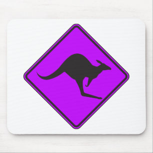 野生のオーストラリアのカンガルーのMarsupial Rooのシルエット マウスパッド