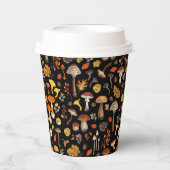 野生のキノコは黒 紙コップ (正面)