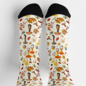 野生のキノコをオフに白 ソックス (上部)