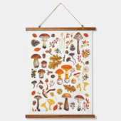 野生のキノコをオフに白 吊り下げ型タペストリー (正面)