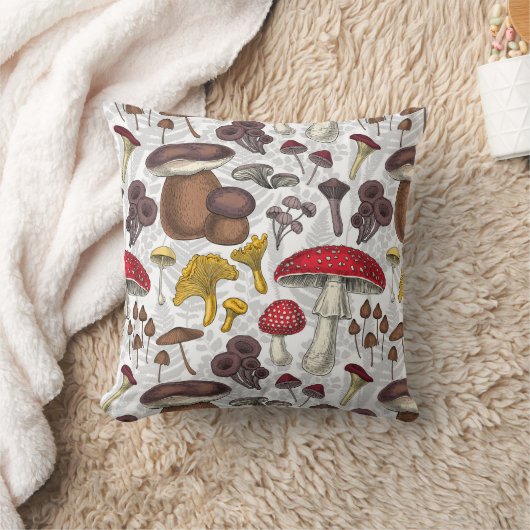 野生のキノコ クッション (ブランケット)