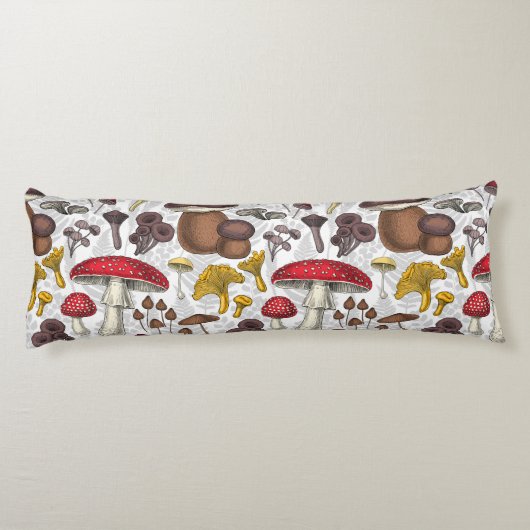 野生のキノコ ボディピロー (裏面)