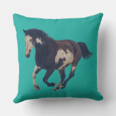 野生のギャロピングピントアメリカ絵を描馬馬 クッション (裏面)