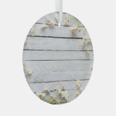 野生のデイジー：軽い木製の背景。 ガラスオーナメント (正面右)