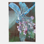 野生のニンニクで休む青いトンボ キッチンタオル (縦)