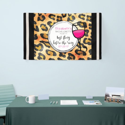 野生のバチェロレッテの前の最後のリングや輪 横断幕 (トレードショー)